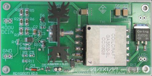 LED驅(qū)動(dòng)器參考設(shè)計(jì)，1.9英寸 x 3.9英寸，雙層板