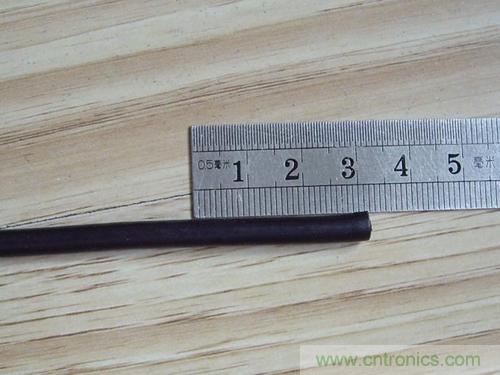 最簡(jiǎn)單使用的天線&mdash;&mdash;罐頭天線，可做正饋大鍋饋源！ 