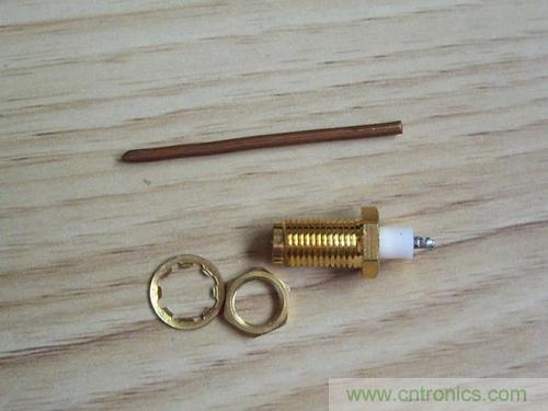 最簡(jiǎn)單使用的天線&mdash;&mdash;罐頭天線，可做正饋大鍋饋源！ 