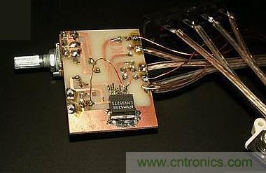 焊接完畢，背面