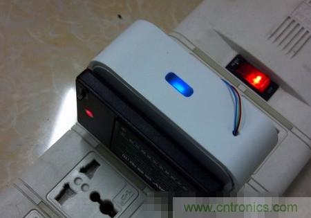 DIY:自制自帶電池供電的無線路由器