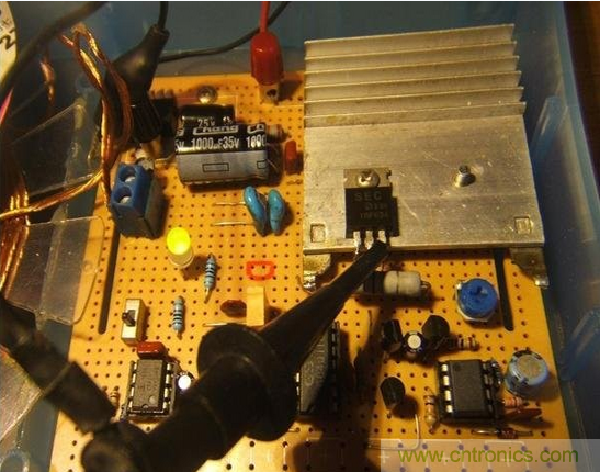 DIY：手工打造智能無線供電臺(tái)燈