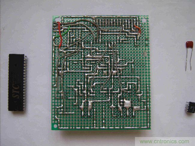 DIY集電容、電感和頻率為一體的測量儀器