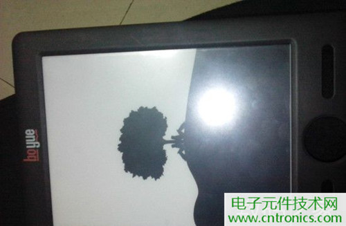 不怕摔的電紙書！一款柔性屏電子書閱讀器拆解