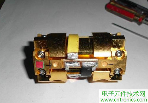 這貨一萬三？50W半導體激光模塊拆解