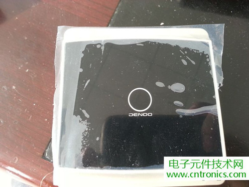 一款觸控開關(guān)拆解，做工不錯