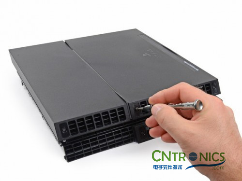 游戲機(jī)內(nèi)部的秘密:逆天級拆解索尼 PALY STATION 4!