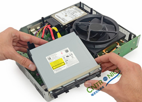 不容錯過！大神級拆解力作：X-BOX ONE 解密內(nèi)部結(jié)構(gòu)!！