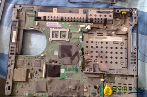 創(chuàng)意DIY：將筆記本大卸八塊做成臺式機！