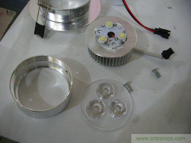 DIY：大雄家的路燈，帶你找回童年的記憶