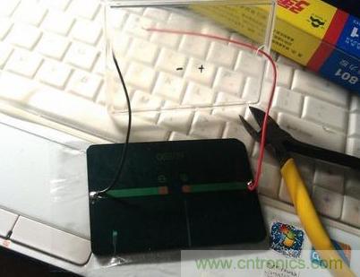 精巧DIY:綠色天然環(huán)保的太陽(yáng)能移動(dòng)電源