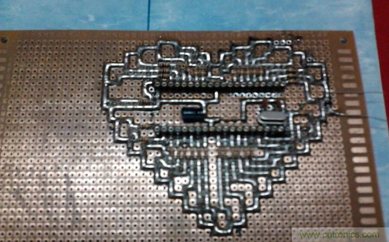 三八節(jié)將至！DIY心形LED流水燈！你們懂的~