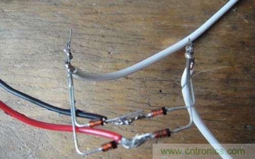 創(chuàng)意DIY！迷你風(fēng)力發(fā)電機(jī)！