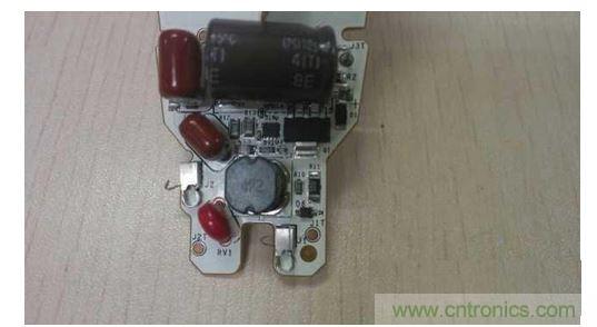 二、連接方式：