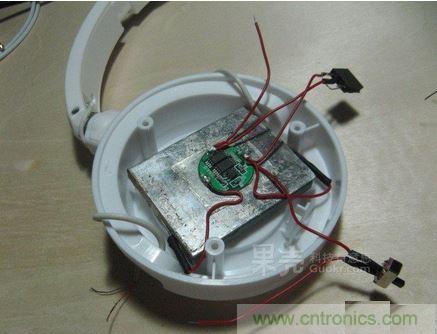 DIY頭戴式藍(lán)牙耳機(jī)，