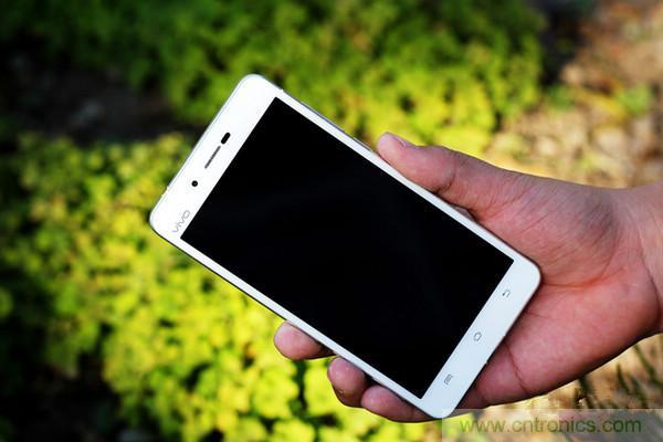 有圖有真相！暴拆VIVO X5 MAX,揭秘&ldquo;最薄之謎&rdquo;