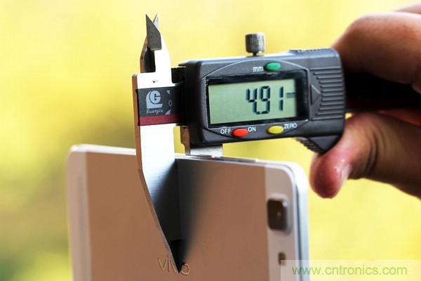 有圖有真相！暴拆VIVO X5 MAX,揭秘&ldquo;最薄之謎&rdquo;