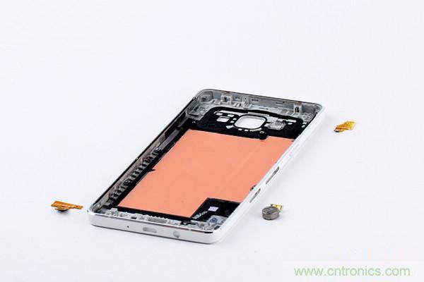 拆解狂魔荼毒新機(jī)三星金屬Galaxy A5，看槽點(diǎn)在何方？