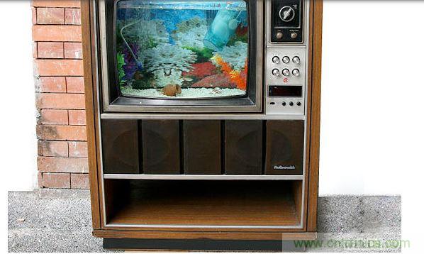 懷舊文藝風，舊模擬電視機的改造