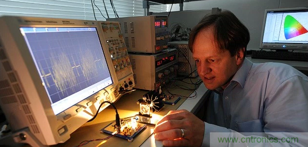 Li-Fi短期內(nèi)不能取代Wi-Fi，為什么？