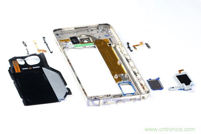 Galaxy Note5拆解，與S系列差距日漸模糊