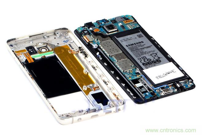 Galaxy Note5拆解，與S系列差距日漸模糊