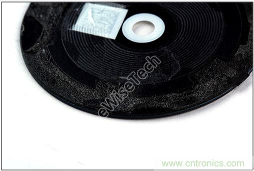 MOTO 360二代智能手表拆解：只有細(xì)節(jié)，沒有亮點(diǎn)