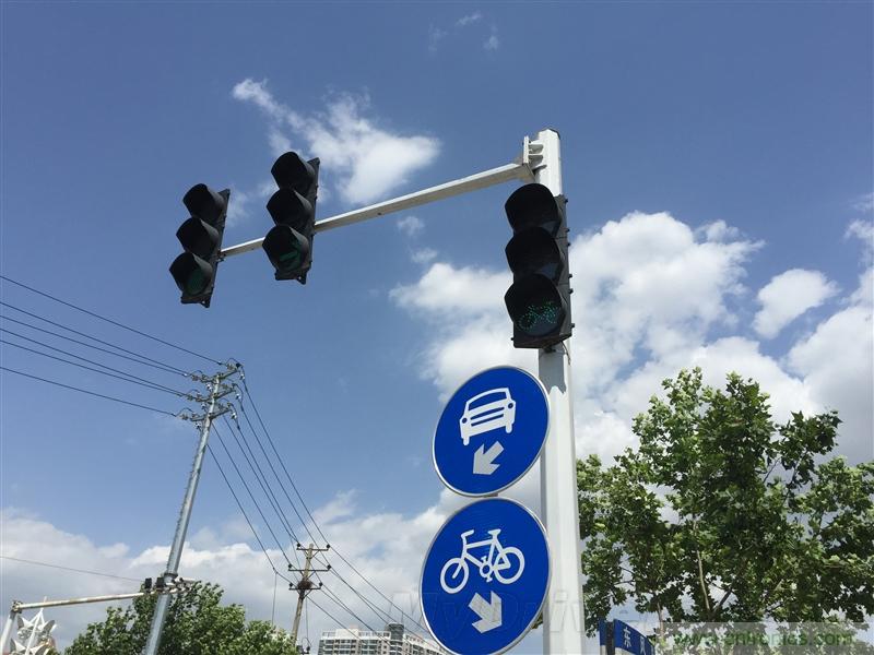 無(wú)邊框的 nubia Z9 ，一款既有驚喜，又有驚艷的智能手機(jī)