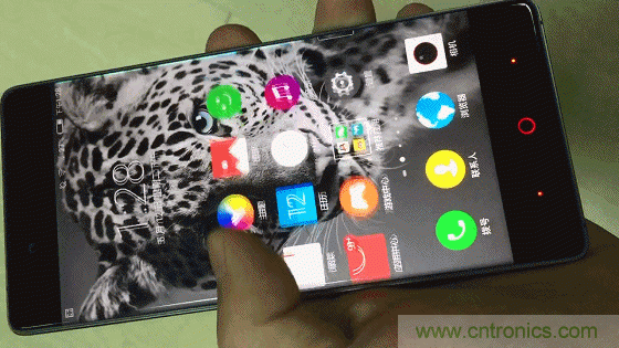 無(wú)邊框的 nubia Z9 ，一款既有驚喜，又有驚艷的智能手機(jī)