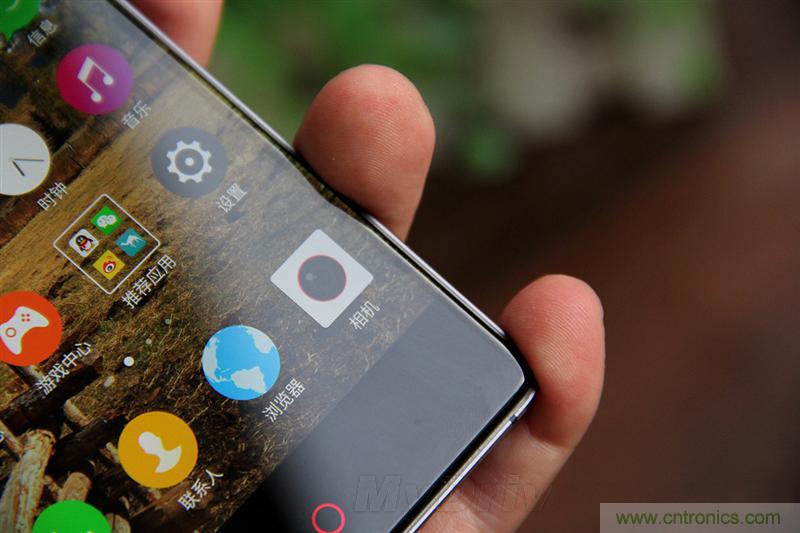 無(wú)邊框的 nubia Z9 ，一款既有驚喜，又有驚艷的智能手機(jī)