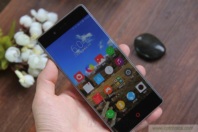 無(wú)邊框的 nubia Z9 ，一款既有驚喜，又有驚艷的智能手機(jī)