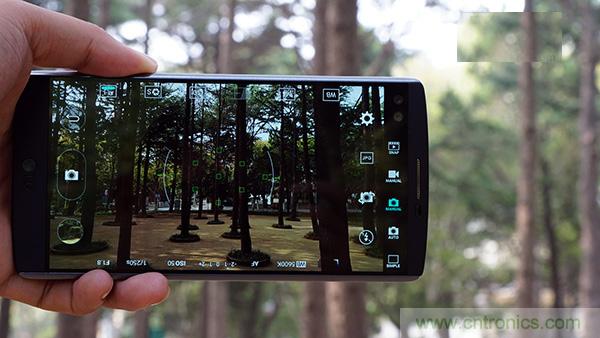 業(yè)界良心 LG V10 評測:剛毅、冷峻，不失人性化