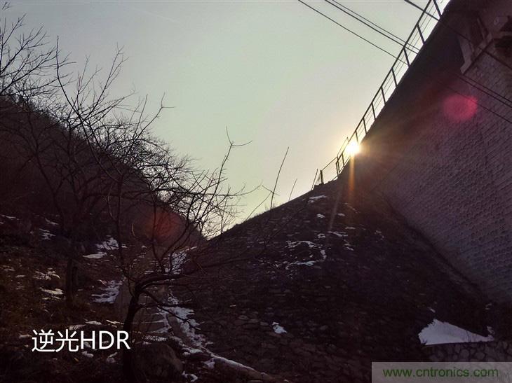 能媲美微單的 Zenfone Zoom測評(píng)：請叫我&ldquo;奧利奧&rdquo;拍照手機(jī)