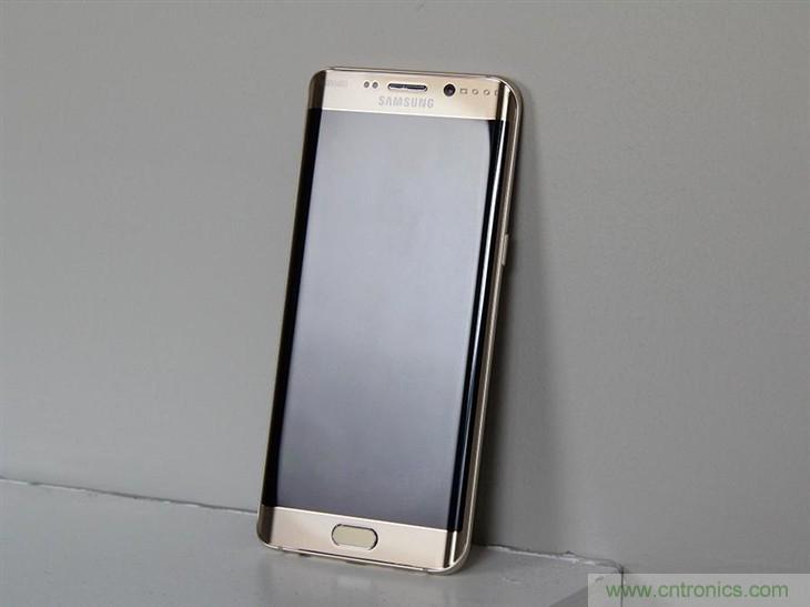 三星S6 edge+評(píng)測：擊退note 5，帶著雙曲屏卷土重來