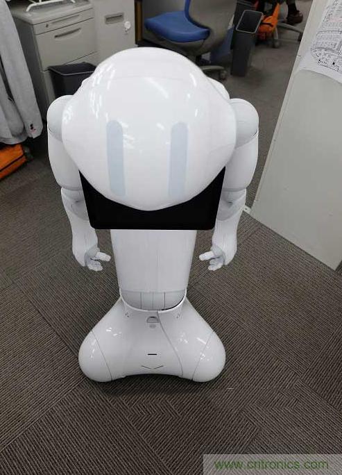 拆解筆記本不過癮，那就來拆拆日本情感機(jī)器人吧！