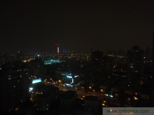 新旗艦Mate 8全評(píng)測(cè)：橫空出世！能否延續(xù)一機(jī)難求？