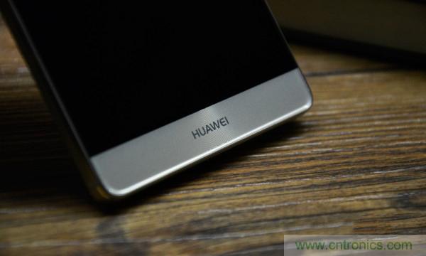 新旗艦Mate 8全評(píng)測(cè)：橫空出世！能否延續(xù)一機(jī)難求？