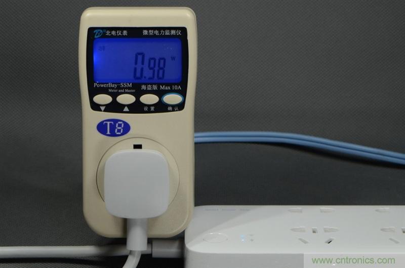 做工怒贊 神秘芯片！小米智能插線板拆解、評(píng)測(cè)