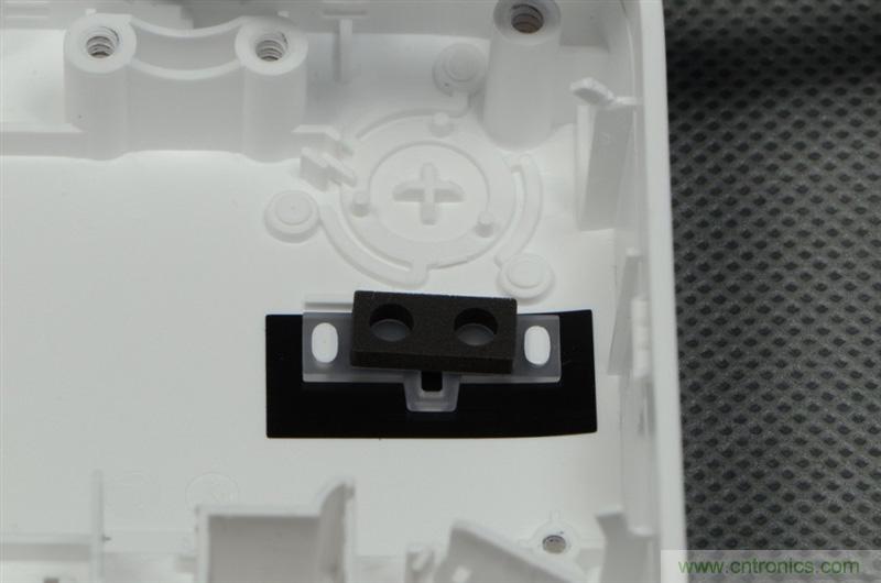 做工怒贊 神秘芯片！小米智能插線板拆解、評(píng)測(cè)