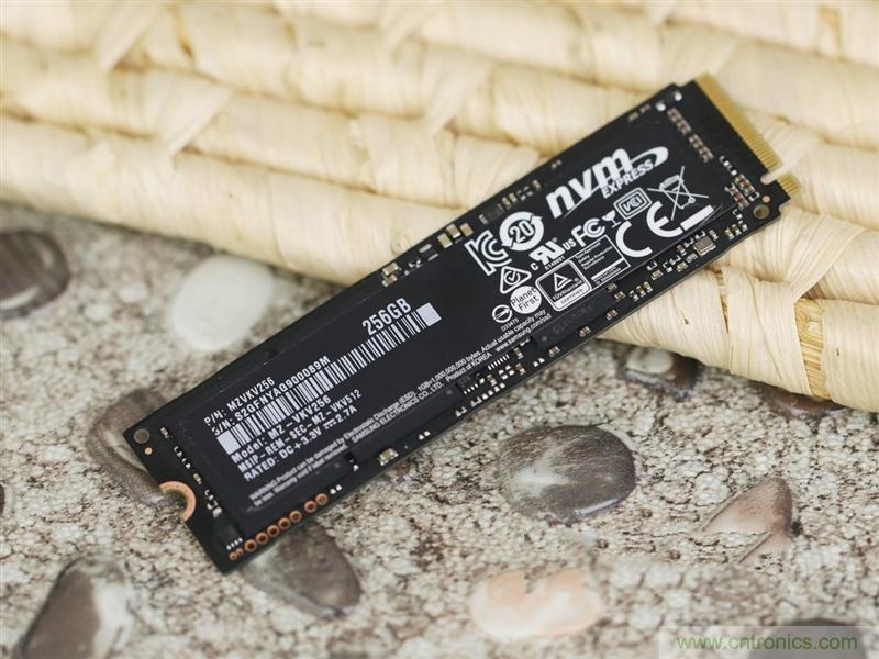 真的性能過(guò)剩？揭秘 CPU 對(duì) SSD 的影響