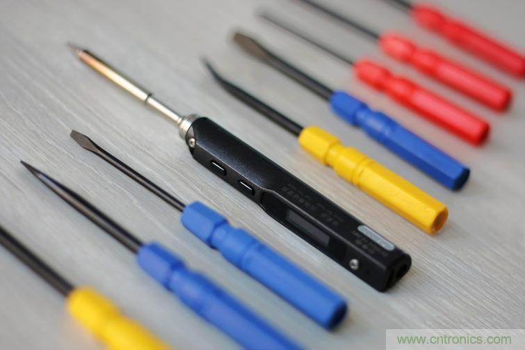 一款能喚起 70 后工程師朋友&ldquo;童年趣事&rdquo;的迷你電烙鐵！