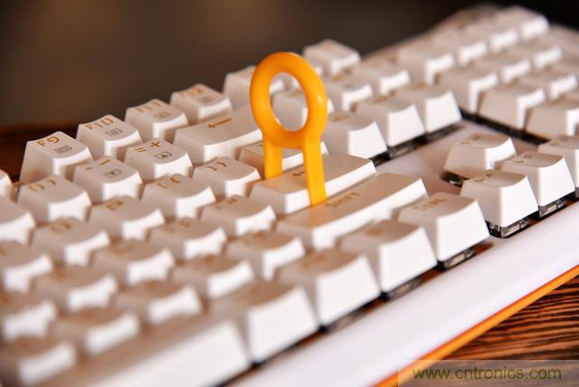 左手寫愛，右手寫他&mdash;&mdash;從此鍵盤鼠標(biāo)不分家！