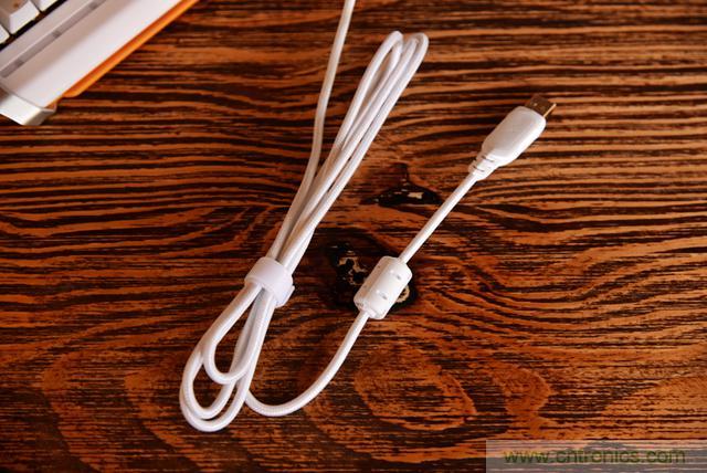 左手寫愛，右手寫他&mdash;&mdash;從此鍵盤鼠標(biāo)不分家！