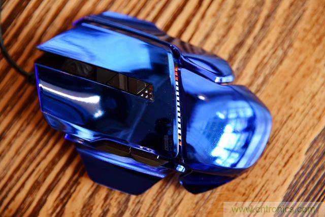 左手寫愛，右手寫他&mdash;&mdash;從此鍵盤鼠標(biāo)不分家！