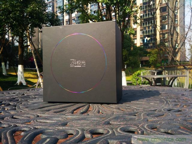 無屏電視時代已然來臨，客廳你做好準備了嗎？