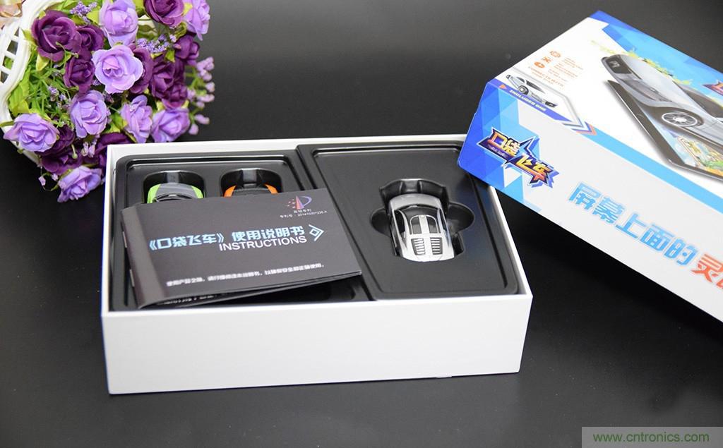 虛擬與現(xiàn)實(shí)相結(jié)合的飛車游戲，讓你體驗(yàn)速度與激情的碰撞！