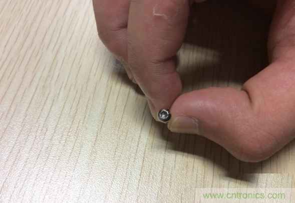 真飛機(jī)拆不著，那就來拆拆無人機(jī)&ldquo;鼻祖&rdquo;大疆吧！