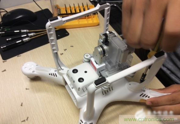 真飛機(jī)拆不著，那就來拆拆無人機(jī)&ldquo;鼻祖&rdquo;大疆吧！