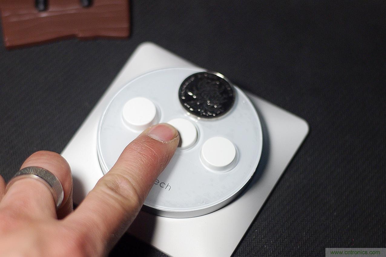 星球大戰(zhàn)原力釋放，無(wú)線控制易如反掌