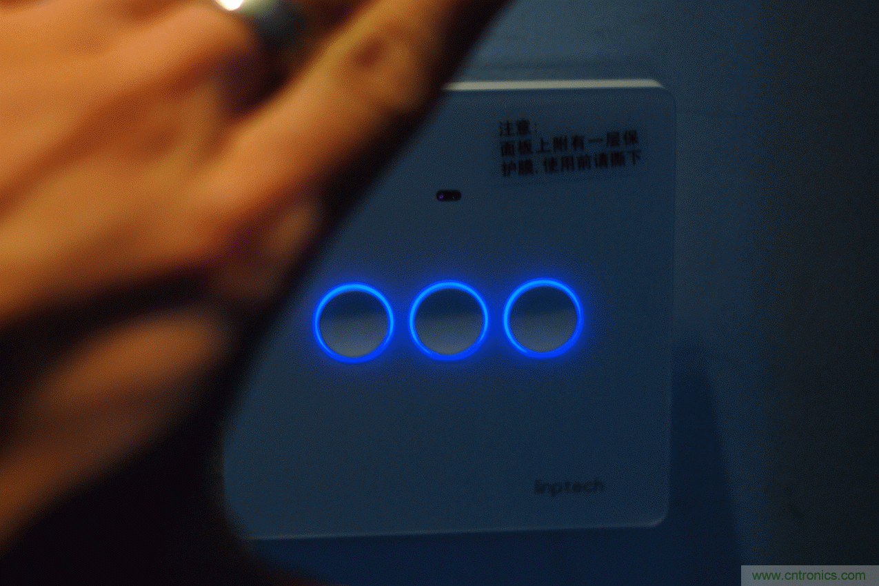 星球大戰(zhàn)原力釋放，無(wú)線控制易如反掌